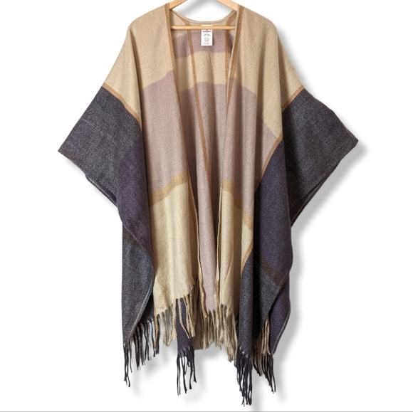 Woolrich Poncho Wrap Sweater Woven Fringe Viscose - Picture 12 of 12